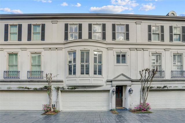 130 Oak Place Drive, Houston, TX 77006