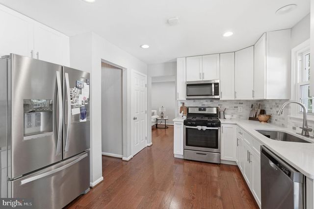7832 FORDSON RD, Alexandria, VA 22306