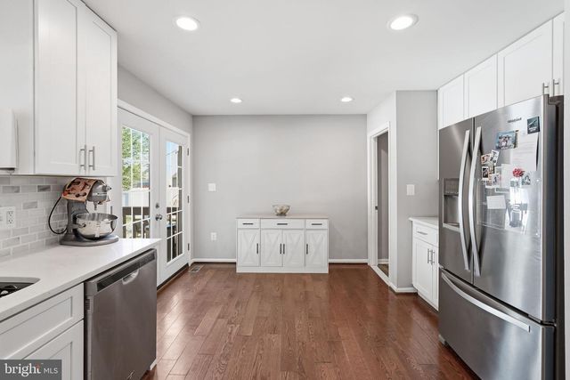 7832 FORDSON RD, Alexandria, VA 22306