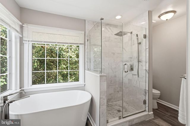 7832 FORDSON RD, Alexandria, VA 22306