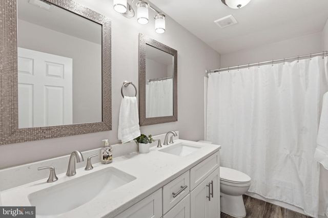 7832 FORDSON RD, Alexandria, VA 22306
