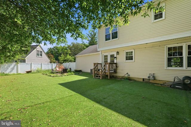 7832 FORDSON RD, Alexandria, VA 22306