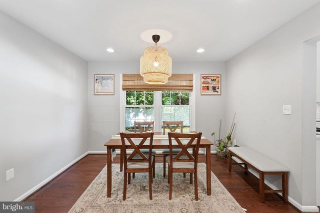 7832 FORDSON RD, Alexandria, VA 22306