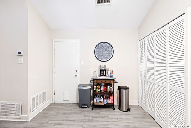 7722 Branston, San Antonio, TX 78250