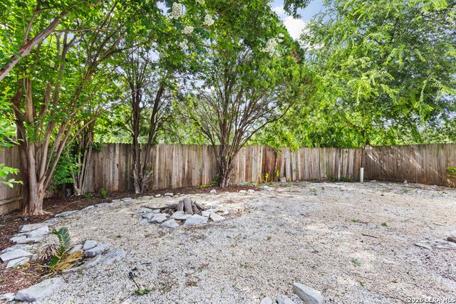 7722 Branston, San Antonio, TX 78250