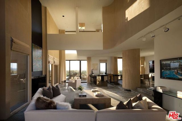 555 N Patencio Road, Palm Springs, CA 92262