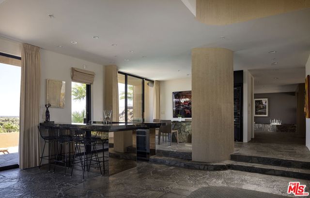 555 N Patencio Road, Palm Springs, CA 92262