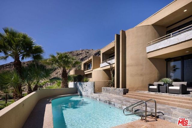 555 N Patencio Road, Palm Springs, CA 92262
