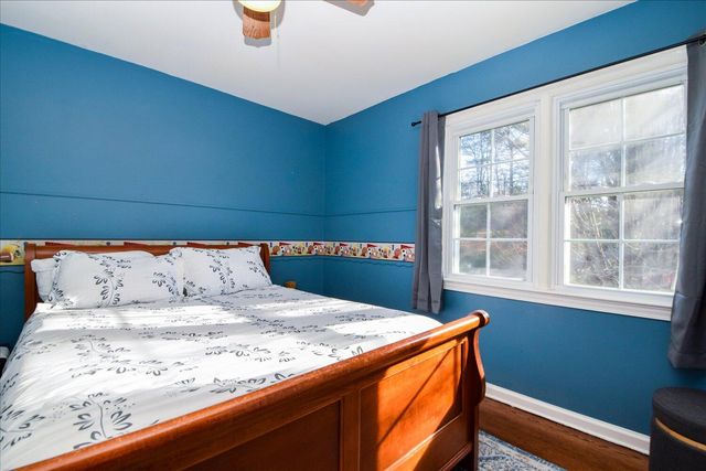 5811 Penguin DR, Roanoke, VA 24018