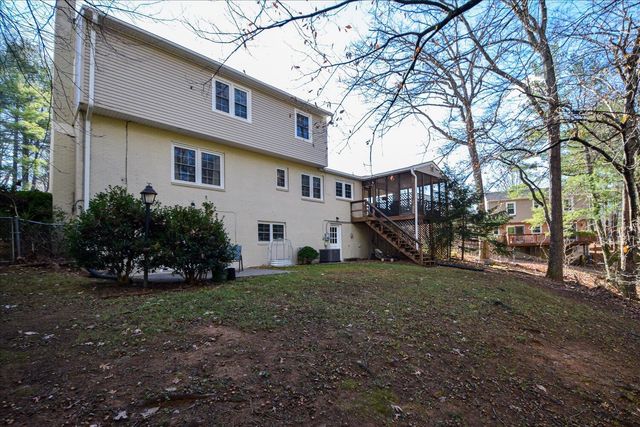 5811 Penguin DR, Roanoke, VA 24018