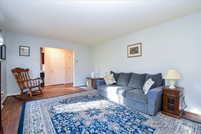 5811 Penguin DR, Roanoke, VA 24018