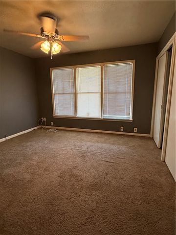 616 Sorrell St, Corpus Christi, TX 78404