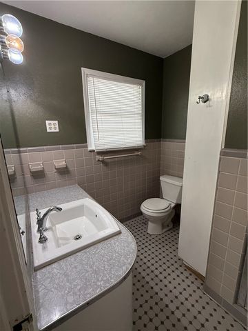 616 Sorrell St, Corpus Christi, TX 78404