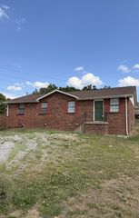 1140 Sioux Ter, Madison, TN 37115