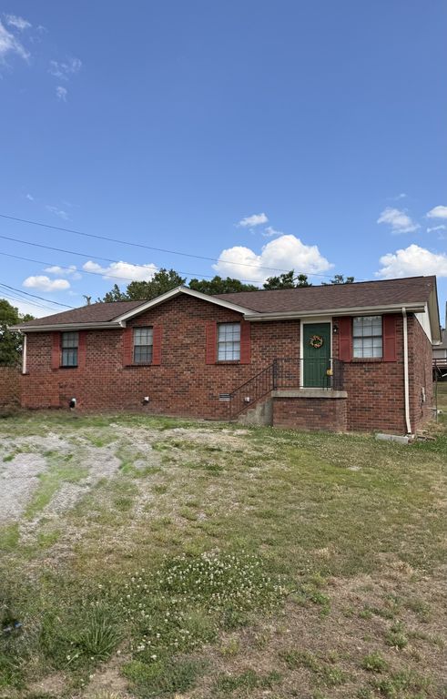 1140 Sioux Ter, Madison, TN 37115