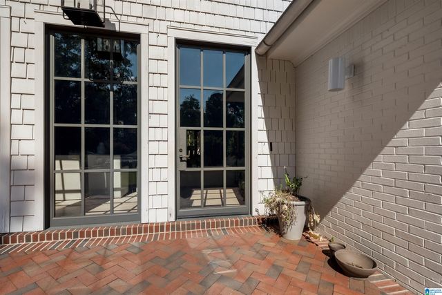 9 RICHMAR DRIVE, Mountain Brook, AL 35213