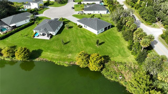 4730 Brookhaven Manor SW, Vero Beach, FL 32968