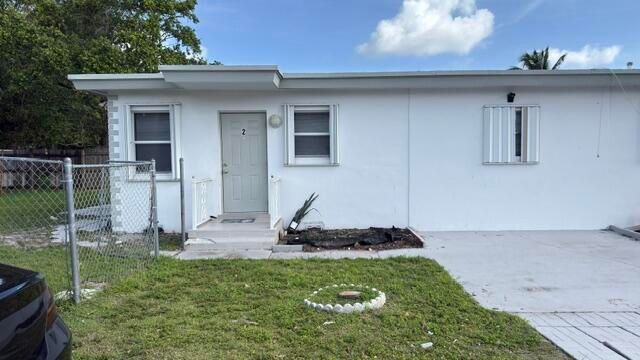 1229 S M Street 2, Lake Worth Beach, FL 33460
