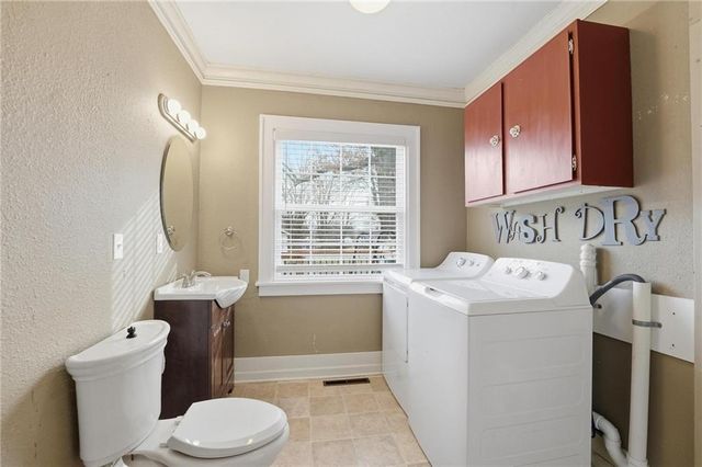 831 S Willow Street, Ottawa, KS 66067