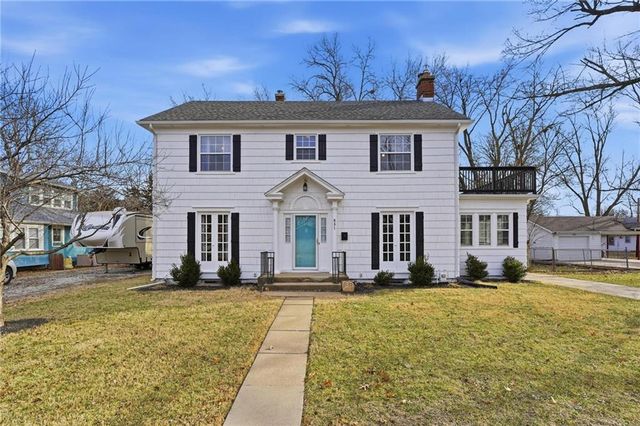 831 S Willow Street, Ottawa, KS 66067