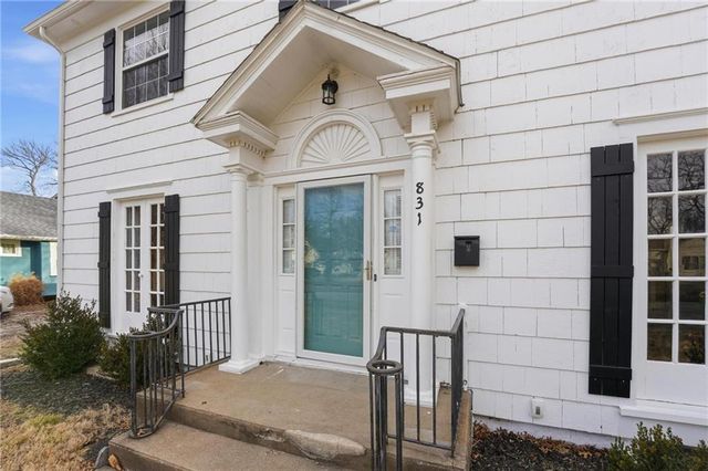 831 S Willow Street, Ottawa, KS 66067