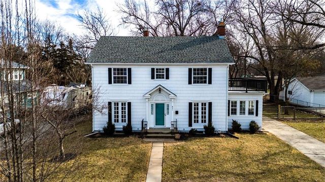 831 S Willow Street, Ottawa, KS 66067