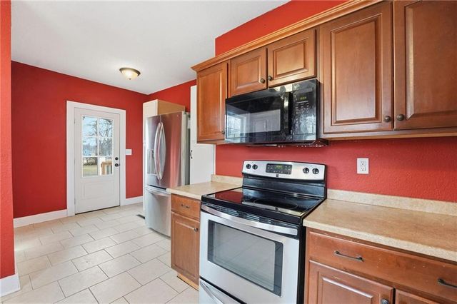 831 S Willow Street, Ottawa, KS 66067