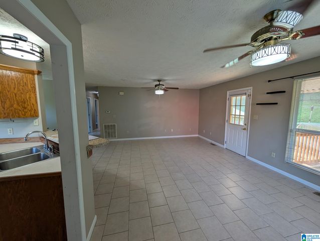 190 EMI GIL DRIVE, Oxford, AL 36203