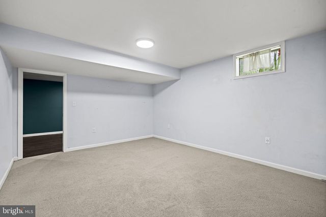 177 COVENTRY LN, Harpers Ferry, WV 25425
