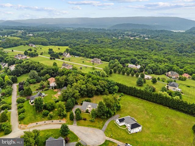 177 COVENTRY LN, Harpers Ferry, WV 25425