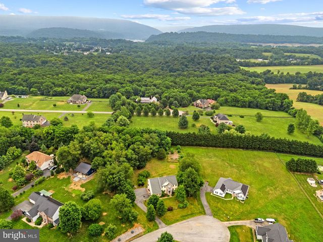 177 COVENTRY LN, Harpers Ferry, WV 25425