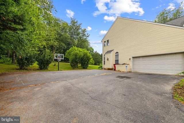 177 COVENTRY LN, Harpers Ferry, WV 25425