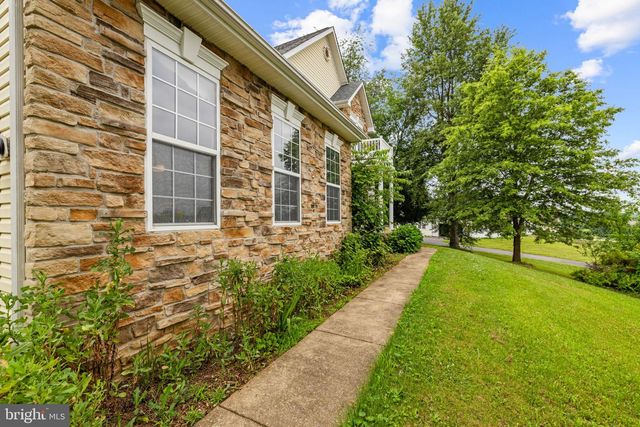 177 COVENTRY LN, Harpers Ferry, WV 25425