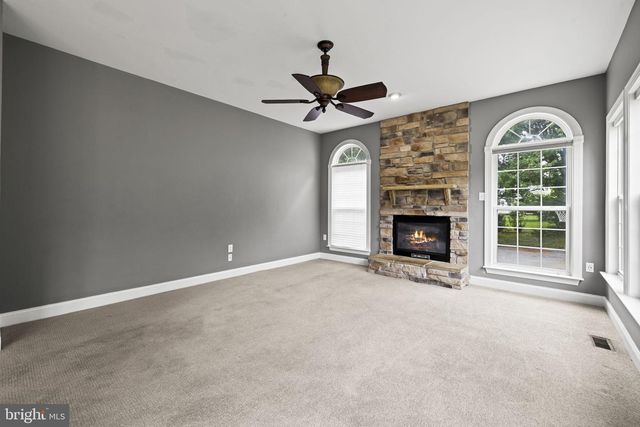 177 COVENTRY LN, Harpers Ferry, WV 25425