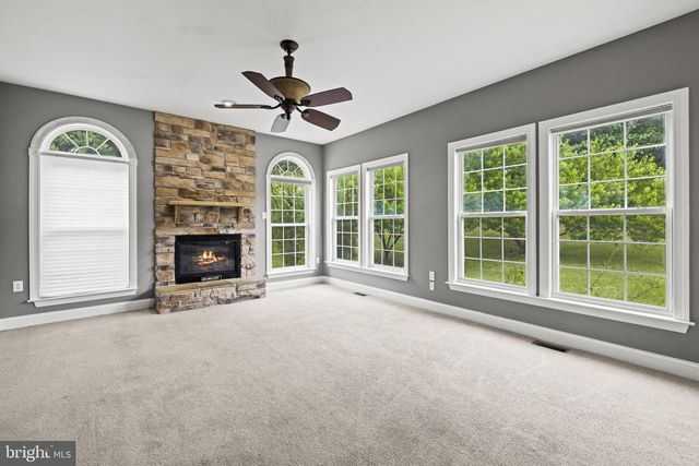 177 COVENTRY LN, Harpers Ferry, WV 25425