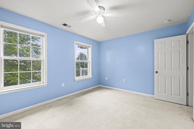 177 COVENTRY LN, Harpers Ferry, WV 25425