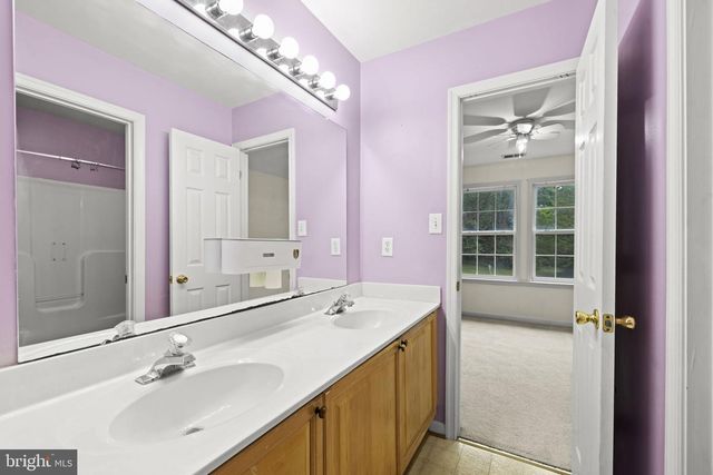 177 COVENTRY LN, Harpers Ferry, WV 25425