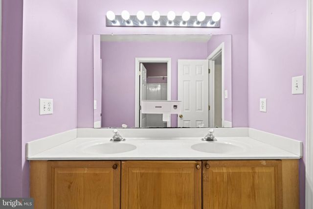 177 COVENTRY LN, Harpers Ferry, WV 25425