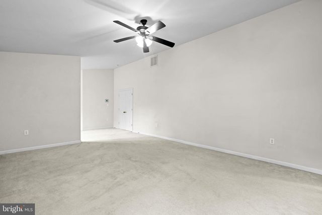 177 COVENTRY LN, Harpers Ferry, WV 25425