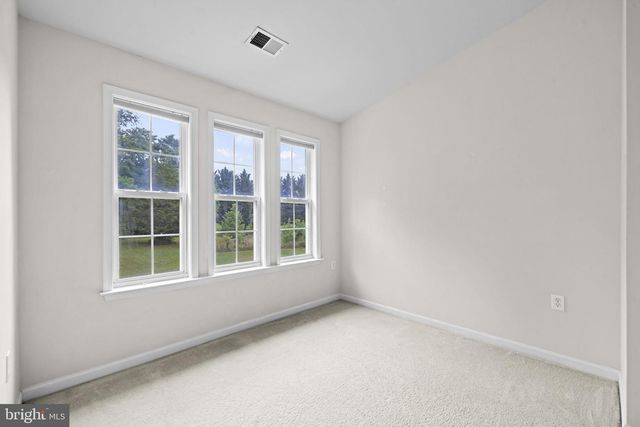 177 COVENTRY LN, Harpers Ferry, WV 25425