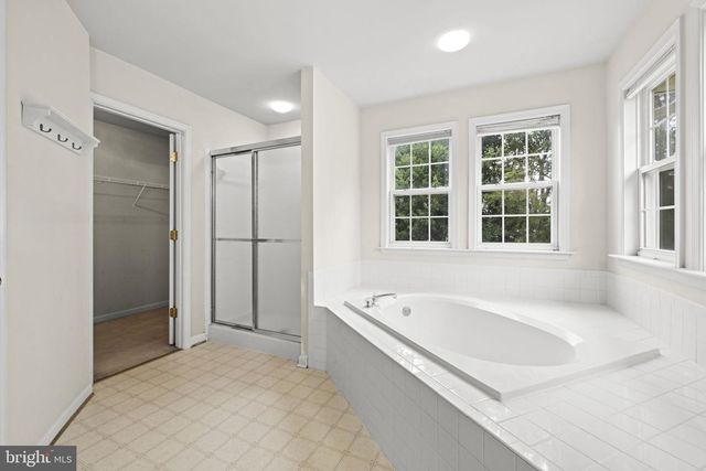 177 COVENTRY LN, Harpers Ferry, WV 25425