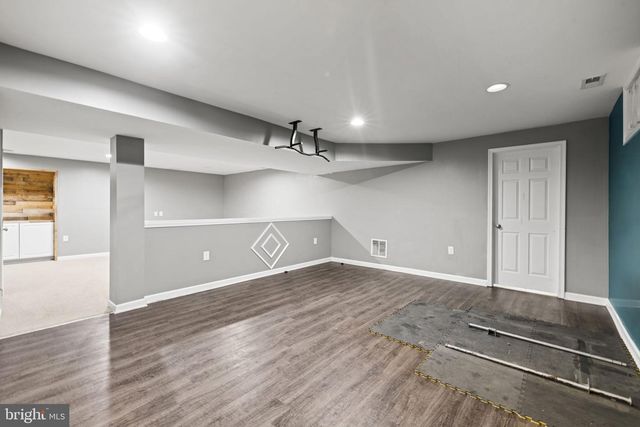 177 COVENTRY LN, Harpers Ferry, WV 25425