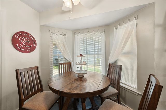 1204 Chester Street, Cleburne, TX 76033