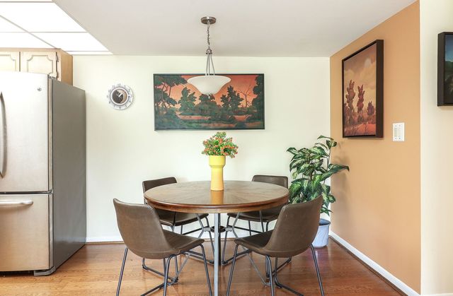 5300 Walnut Avenue 4D, Downers Grove, IL 60515