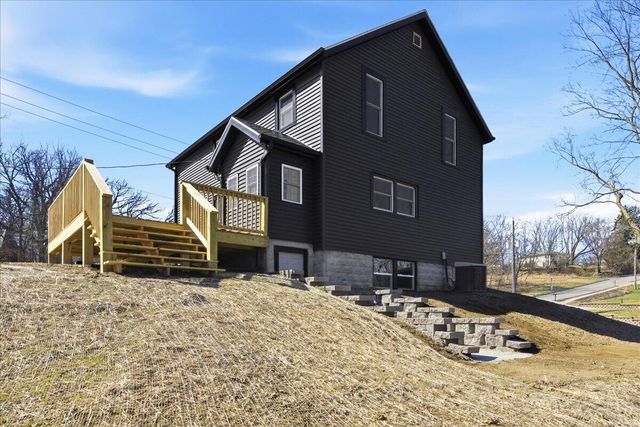 20250 STEVEN Lane, Council Bluffs, IA 51503