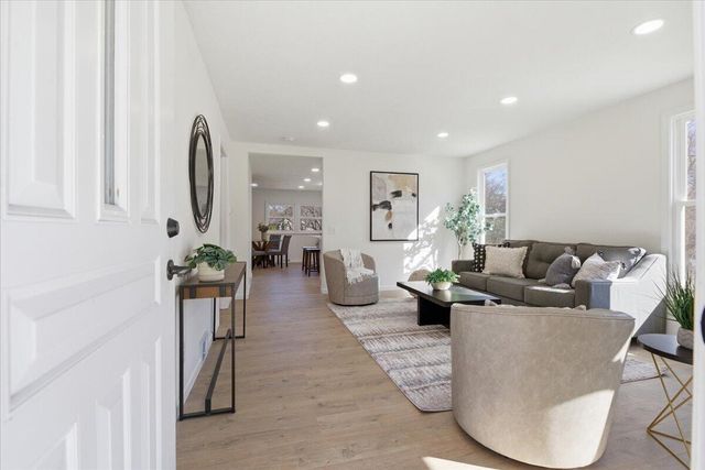 20250 STEVEN Lane, Council Bluffs, IA 51503