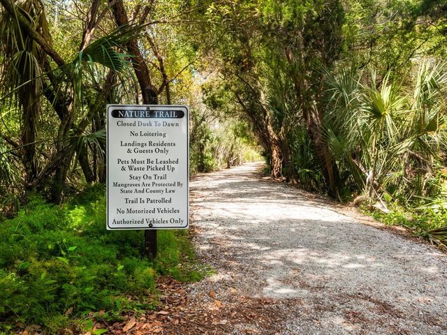 1493 LANDINGS LAKE DRIVE 32, Sarasota, FL 34231
