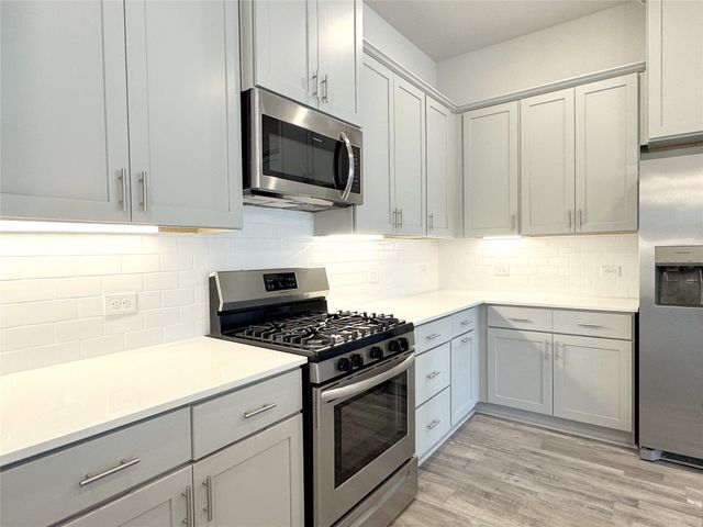 3151 Winter Rose Way 31, Arlington, TX 76005