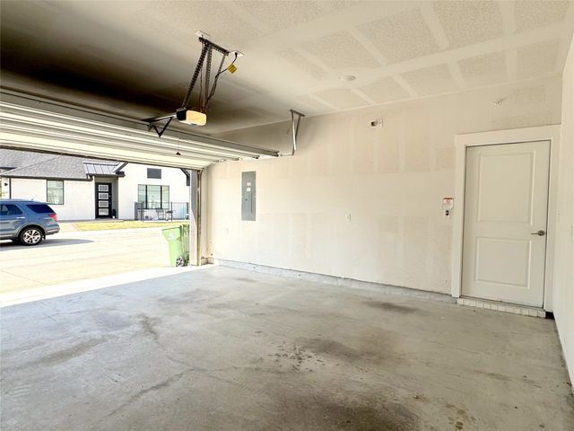 3151 Winter Rose Way 31, Arlington, TX 76005