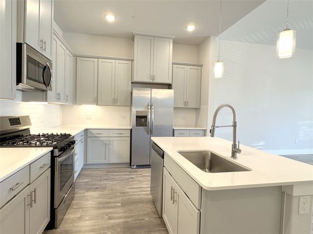 3151 Winter Rose Way 31, Arlington, TX 76005